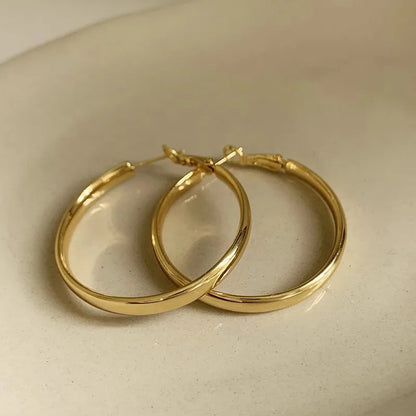 Fashion Large Flat Hoop Earrings Geometric Big Circle Earrings for Women