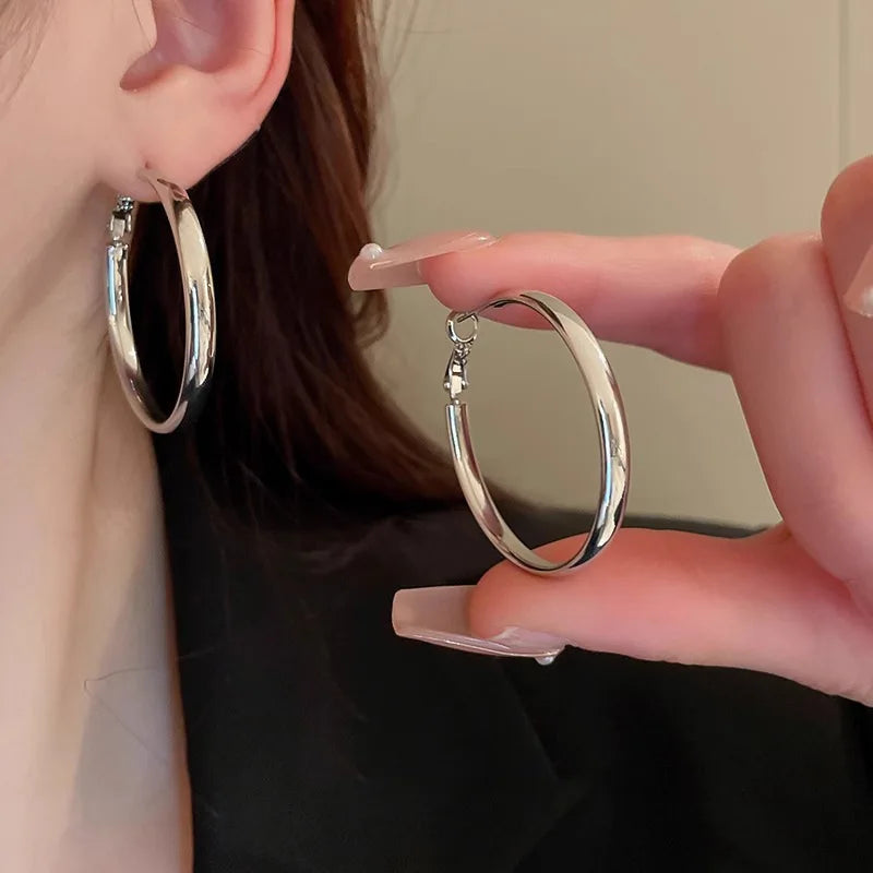 Fashion Large Flat Hoop Earrings Geometric Big Circle Earrings for Women